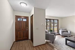 7720 Irish Ave S, Cottage Grove, MN 55016 - Photo 5