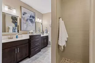 1372 Pleasant Lake Dr, Woodbury, MN 55129 - Photo 33