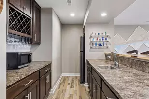 1372 Pleasant Lake Dr, Woodbury, MN 55129 - Photo 37