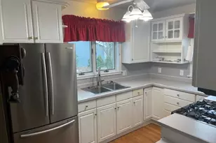 309 5th St SW, Austin, MN 55912 - Photo 5