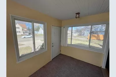 309 5th Street SW, Austin, MN 55912 - Photo 17