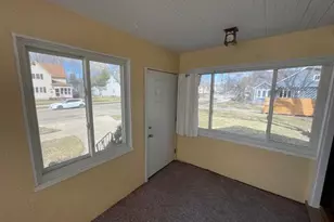 309 5th St SW, Austin, MN 55912 - Photo 17