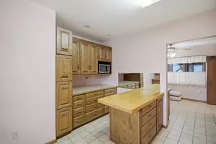 1604 N Cedar Ave, Owatonna, MN 55060 - Photo 9