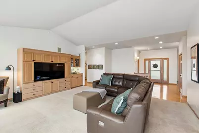 7307 Bush Lake Drive, Bloomington, MN 55438 - Photo 15