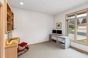 7307 Bush Lake Dr, Bloomington, MN 55438 - Photo 13