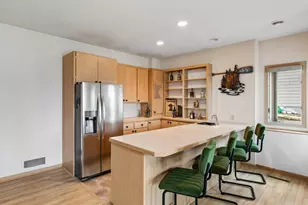 7307 Bush Lake Dr, Bloomington, MN 55438 - Photo 39