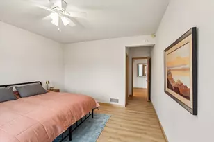 7307 Bush Lake Dr, Bloomington, MN 55438 - Photo 43