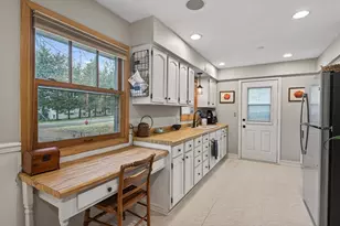 9091 W Staring Ln, Eden Prairie, MN 55347 - Photo 11