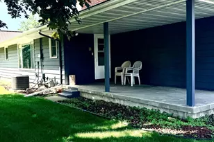 301 S Market St, Belle Plaine, MN 56011 - Photo 3