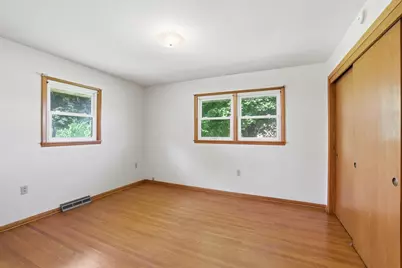 301 S Market Street, Belle Plaine, MN 56011 - Photo 17