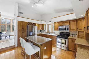 9025 Windsor Terrace N, Brooklyn Park, MN 55443 - Photo 9