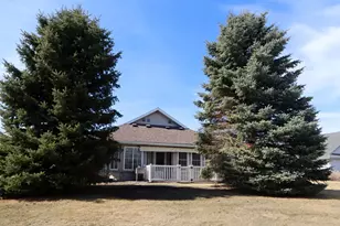 601 Cottonwood Ave N, Litchfield, MN 55355 - Photo 29