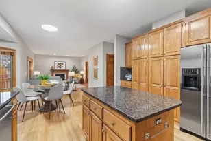 4290 Cottonwood Ln N, Plymouth, MN 55441 - Photo 23