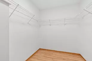 4290 Cottonwood Ln N, Plymouth, MN 55441 - Photo 29