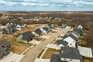 2108 Whitlee Ln SW, Rochester, MN 55902 - Photo 41