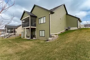 2108 Whitlee Ln SW, Rochester, MN 55902 - Photo 47