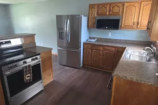 1617 Crystal Dr, Albert Lea, MN 56007 - Photo 7