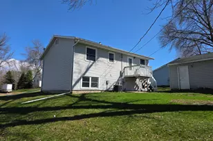 1617 Crystal Dr, Albert Lea, MN 56007 - Photo 5