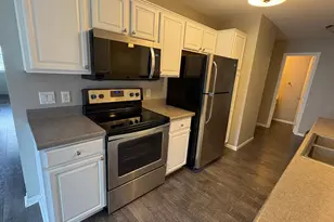 837 Summer Pines Cir, Hudson, WI 54016 - Photo 9