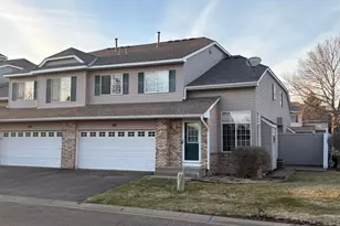 837 Summer Pines Cir, Hudson, WI 54016 - Photo 1