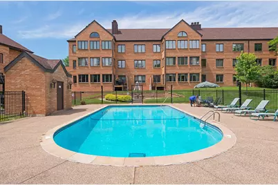 1830 Eagle Ridge Drive #2010, Mendota Heights, MN 55118 - Photo 1