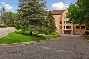 1830 Eagle Ridge Dr, Mendota Heights, MN 55118 - Photo 41