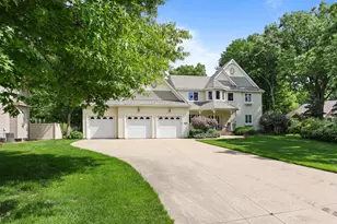 725 Starlight Dr, Sartell, MN 56377 - Photo 1