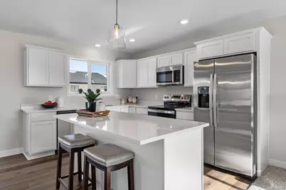 2009 Goldenray Drive, Faribault, MN 55021 - Photo 11