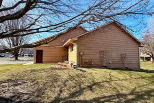 1700 Humphrey Ct, Northfield, MN 55057 - Photo 3