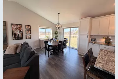 1608 Sugar Avenue, Pine Island, MN 55963 - Photo 5