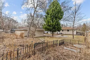 950 Blackoaks Ln, Anoka, MN 55303 - Photo 11