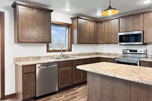 122 2nd St E, Tracy, MN 56175 - Photo 11