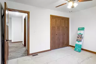 122 2nd St E, Tracy, MN 56175 - Photo 23