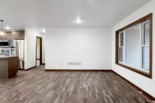 122 2nd St E, Tracy, MN 56175 - Photo 11