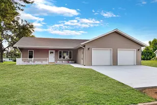 122 2nd St E, Tracy, MN 56175 - Photo 39