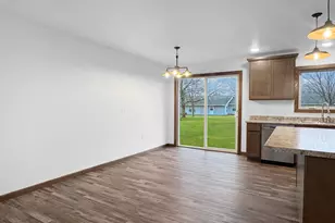 122 2nd St E, Tracy, MN 56175 - Photo 7