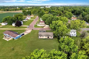 122 2nd St E, Tracy, MN 56175 - Photo 37