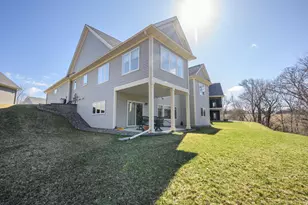2484 Woodstone Ln SW, Rochester, MN 55902 - Photo 29
