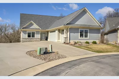 2484 Woodstone Lane SW, Rochester, MN 55902 - Photo 33