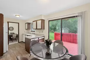 6618 Camden Dr, Brooklyn Center, MN 55430 - Photo 13