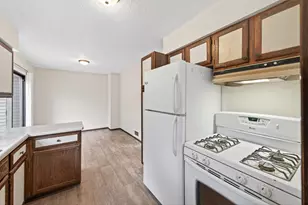 6618 Camden Dr, Brooklyn Center, MN 55430 - Photo 9