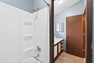 6618 Camden Dr, Brooklyn Center, MN 55430 - Photo 29