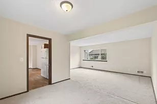 6618 Camden Dr, Brooklyn Center, MN 55430 - Photo 7