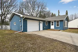311 N Quincy St, Alexandria, MN 56308 - Photo 7