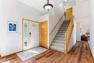 3217 Meadowbrook Pl, Woodbury, MN 55125 - Photo 9