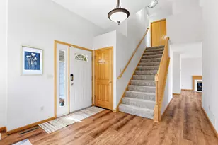 3217 Meadowbrook Pl, Woodbury, MN 55125 - Photo 5