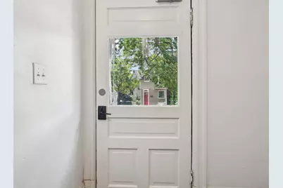 587 Cook Avenue E, Saint Paul, MN 55130 - Photo 5