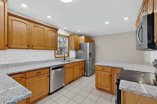 1032 Lilac Ln, Lake City, MN 55041 - Photo 11