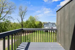 1604 Helmo Ave N, Oakdale, MN 55128 - Photo 19