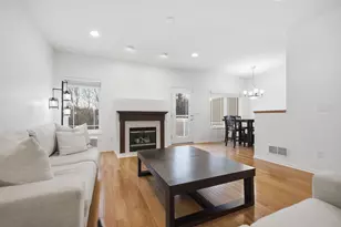 9796 Cupola Ln, Eden Prairie, MN 55347 - Photo 7